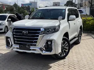 Toyota Land Cruiser Prado 2.7 2022 White
