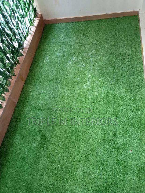 Lightweight Removable: Perfect Balcony Turf for Renters