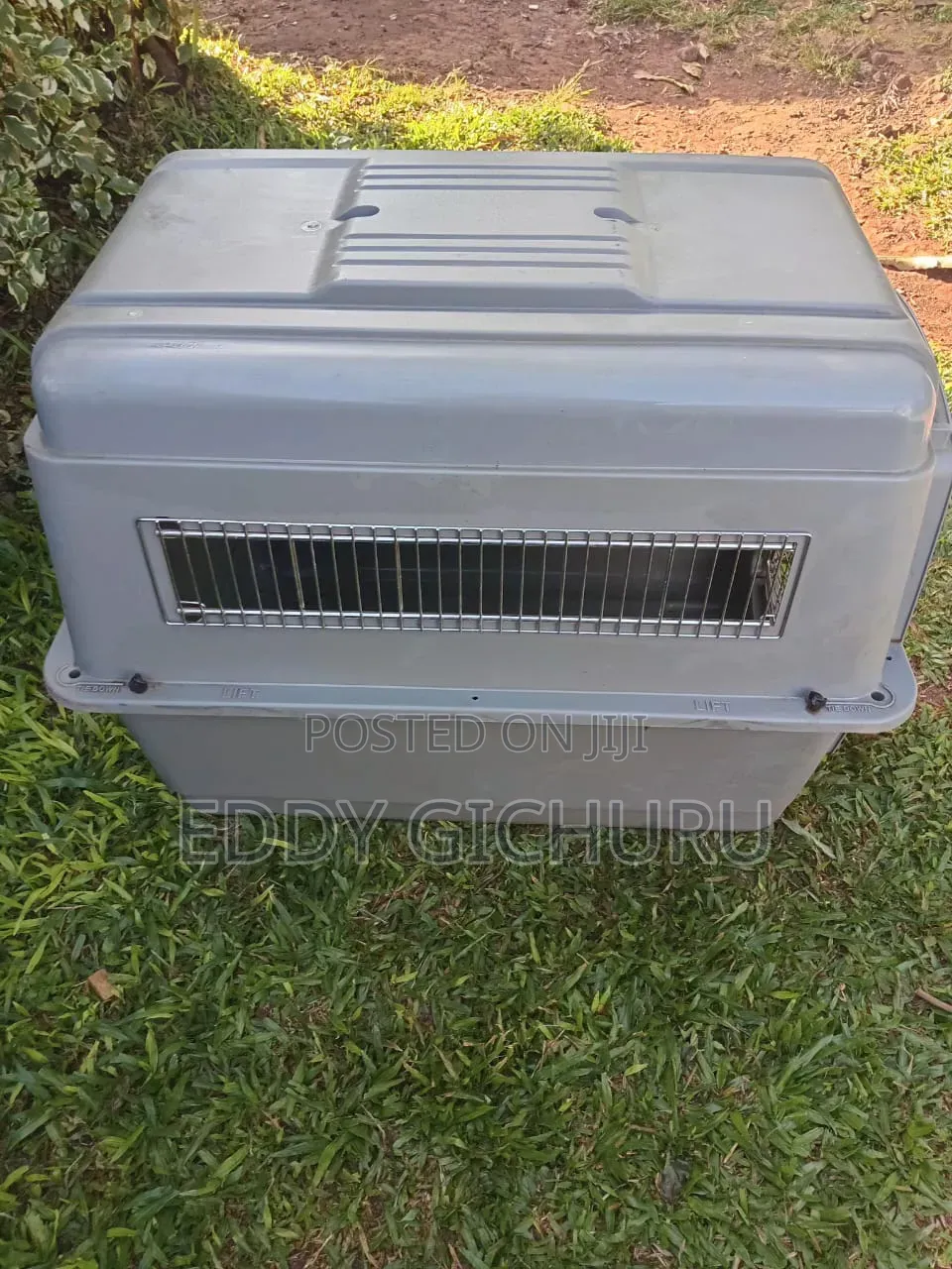 Lockable Dog Crate