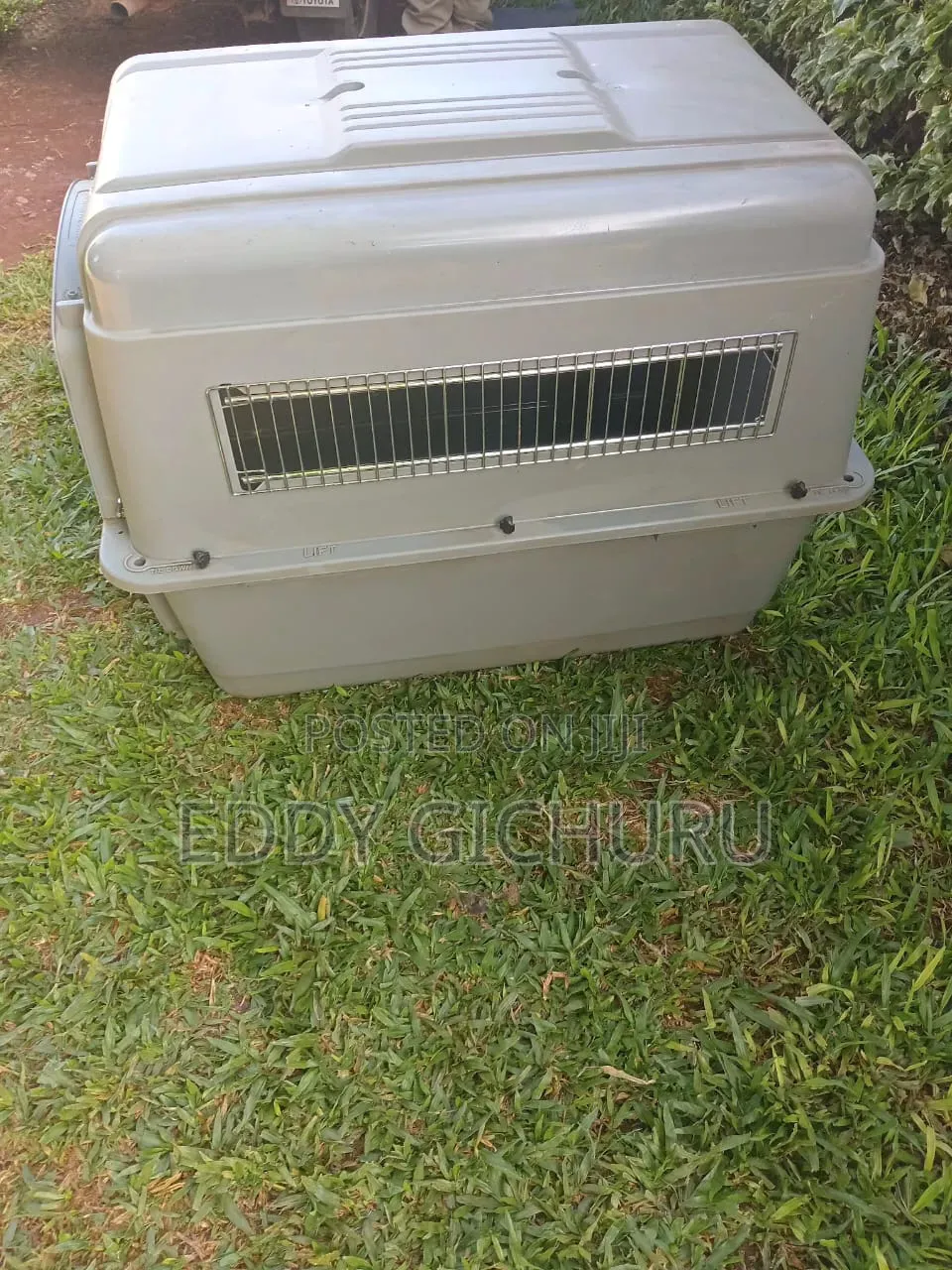Lockable Dog Crate