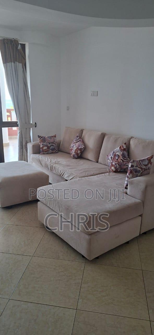 Lot Sale! Beds, Carpet, Portraits, Mattresses, Sofas, Washing Machine - thumbnail 8