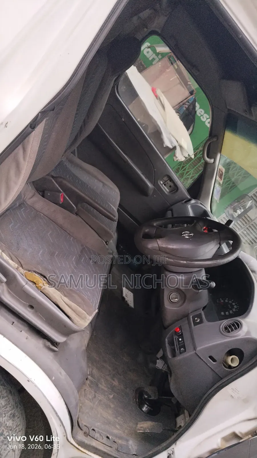 Nissan Caravan (Urvan) 2008 White