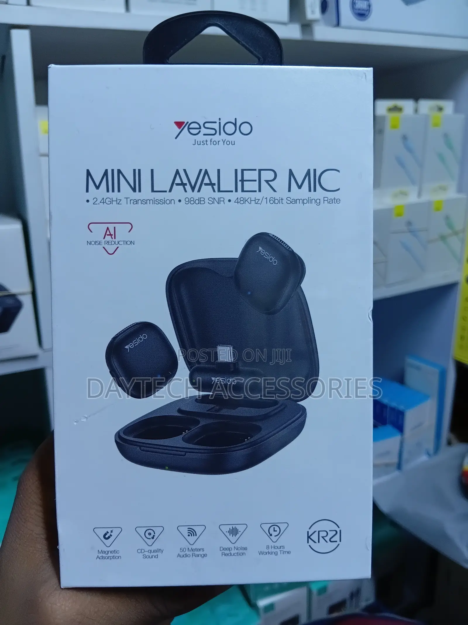 The Yesido Kr21 Mini Lavalier Microphone Wireless Clip-on Lapel Mic.