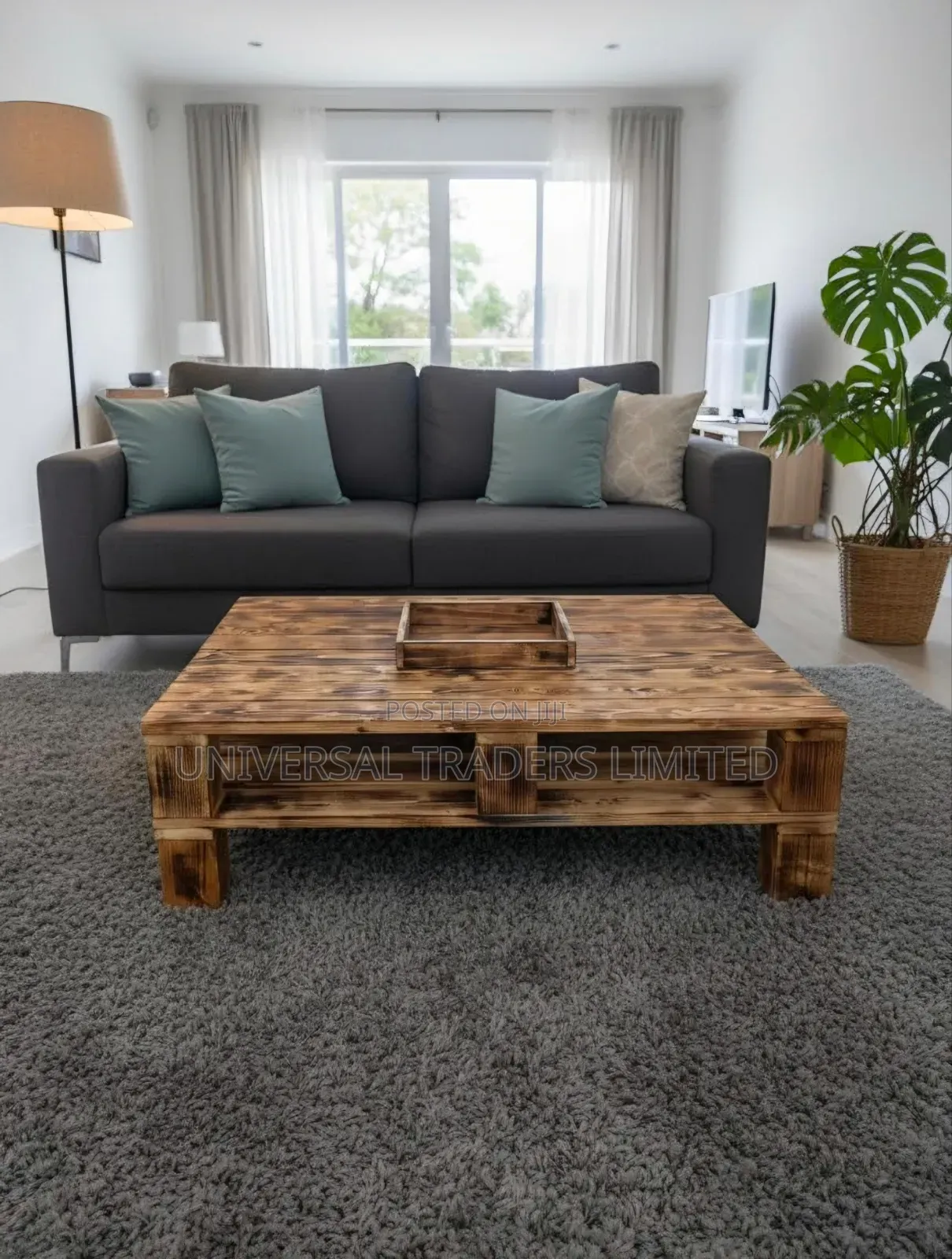 Simple Rustic Pallet Table