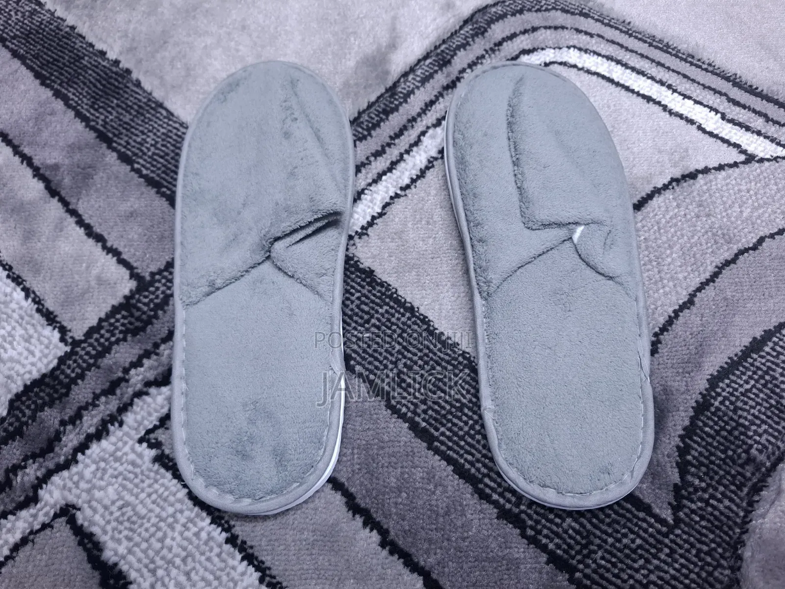 Free Size Reusable Indoor Sandals - Pt