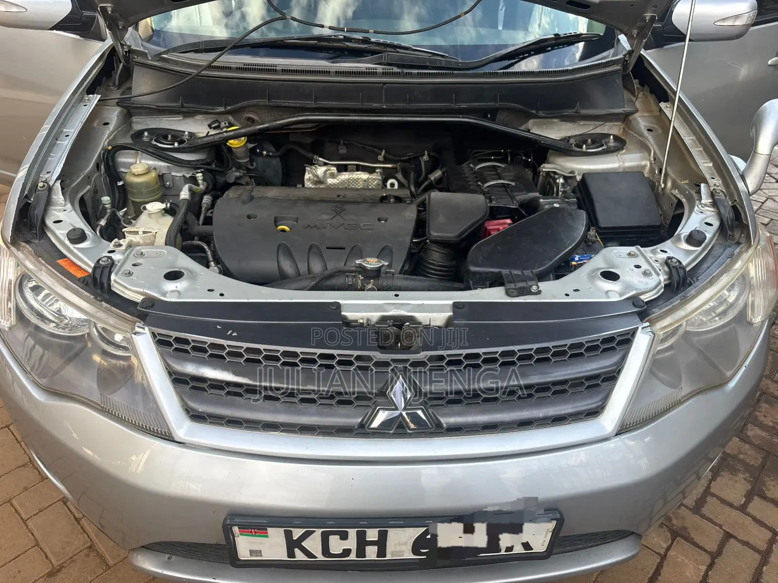 Mitsubishi Outlander 2009 Silver