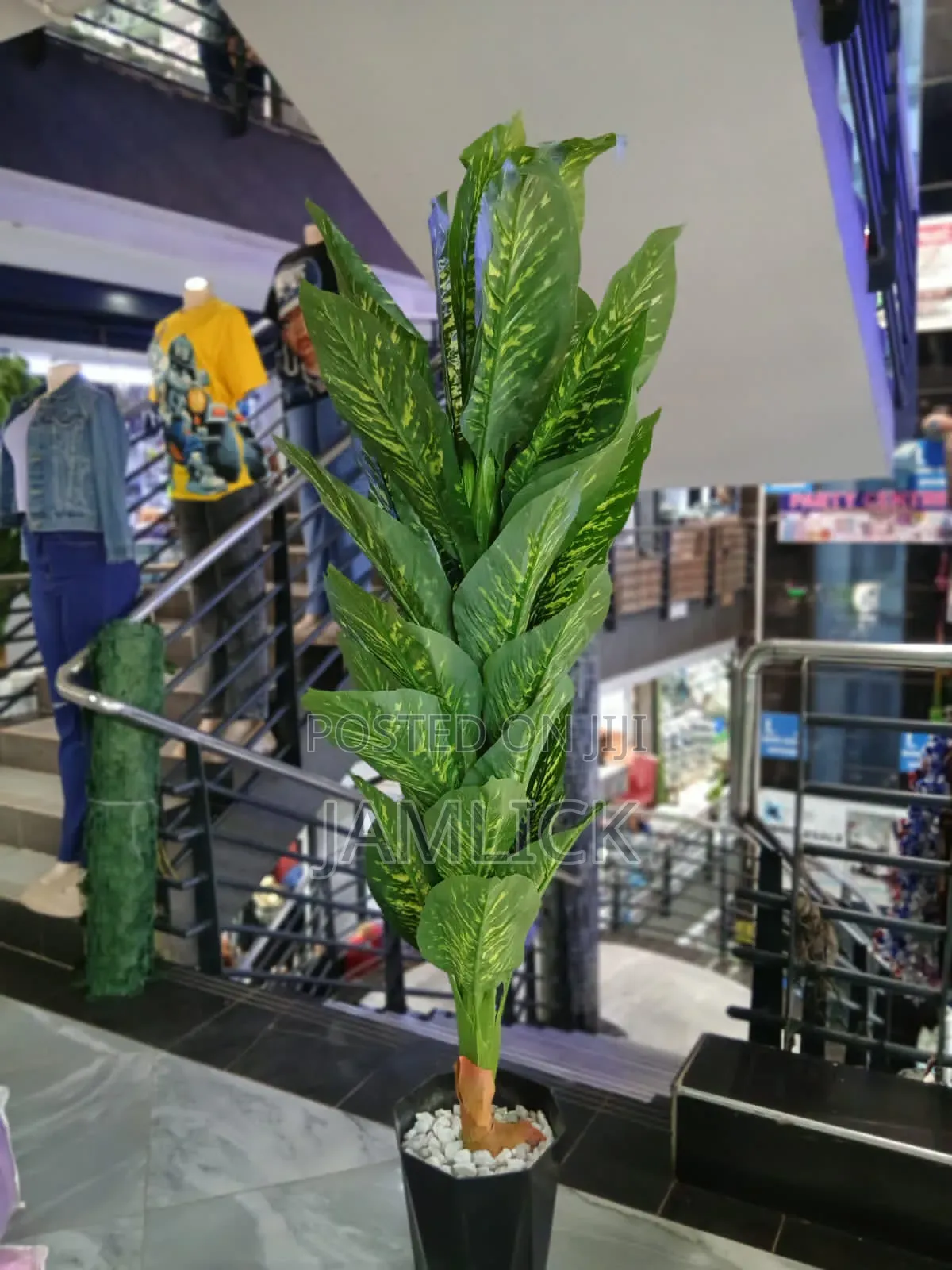Artificial Complete Plant 1.8m With Vase + Fillings - Gw