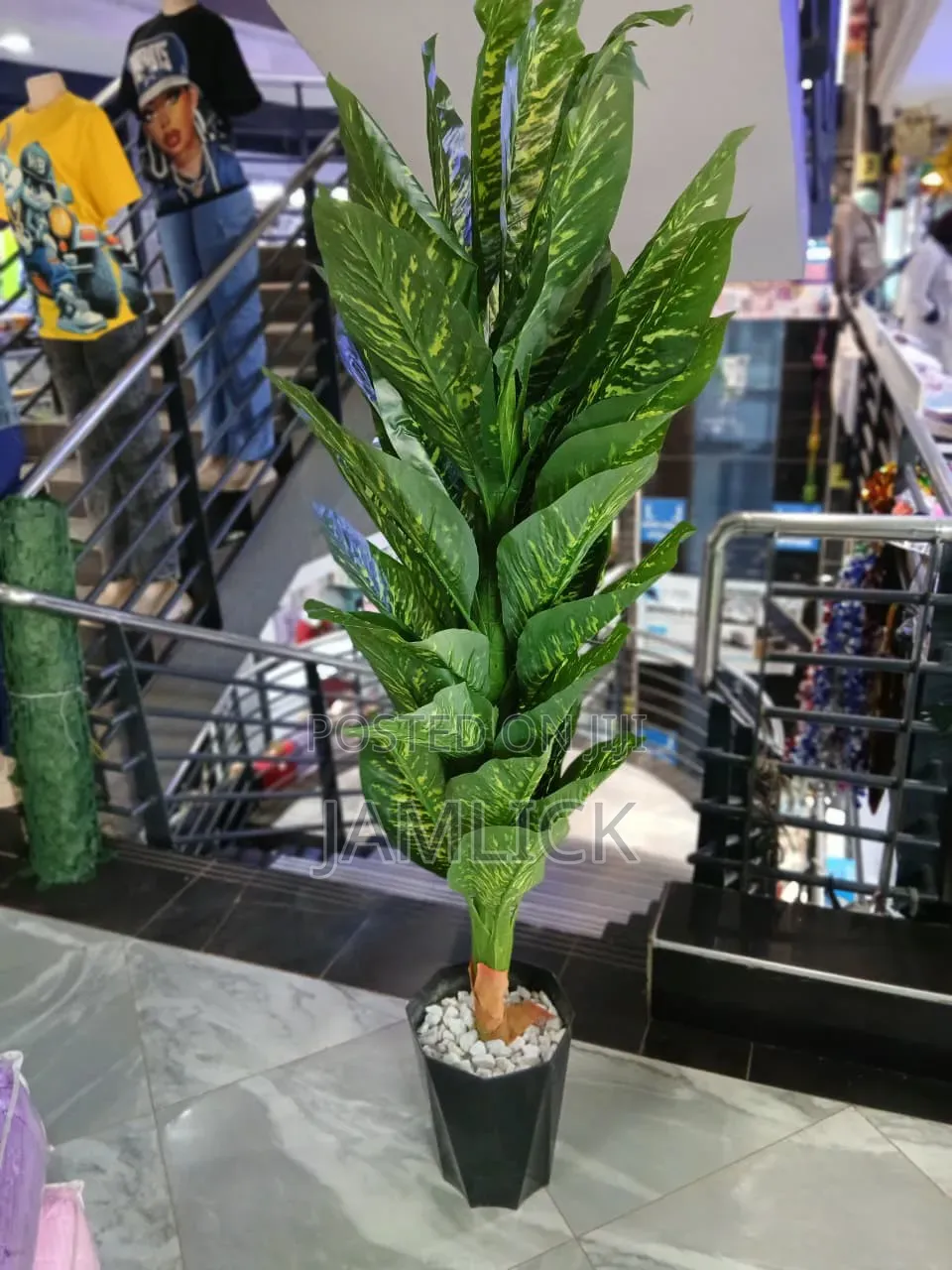Artificial Complete Plant 1.8m With Vase + Fillings - Gw