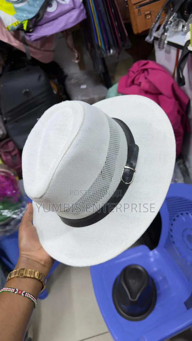 White ,Off White Panama Mens Hats Kshs.800