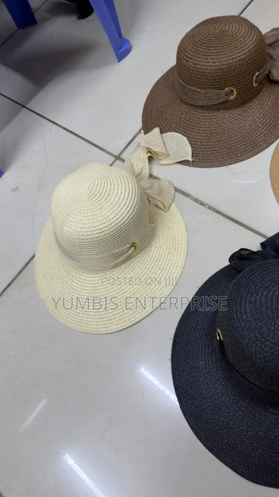 Beach Hats With a Bow at Th4 Back at 600