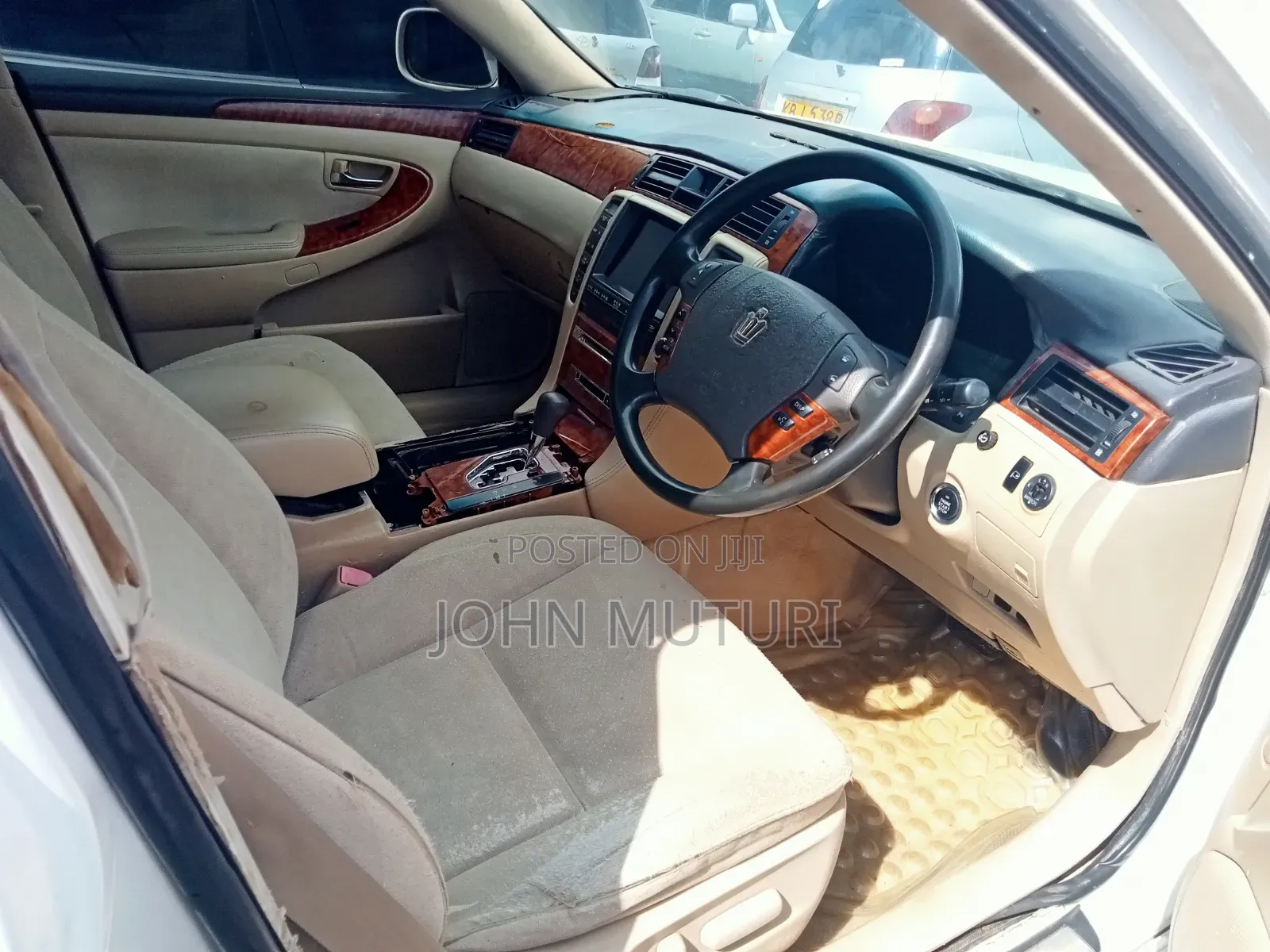 Toyota Crown 2006 White