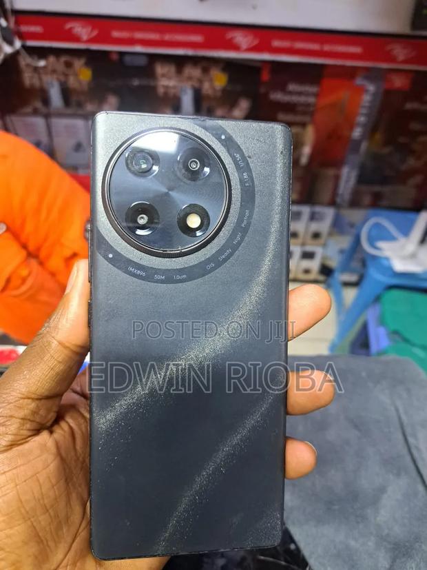Tecno Camon 30S 128 GB Gray - thumbnail 2