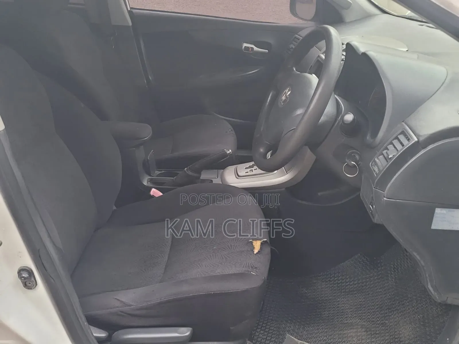 Toyota Corolla Fielder 2010