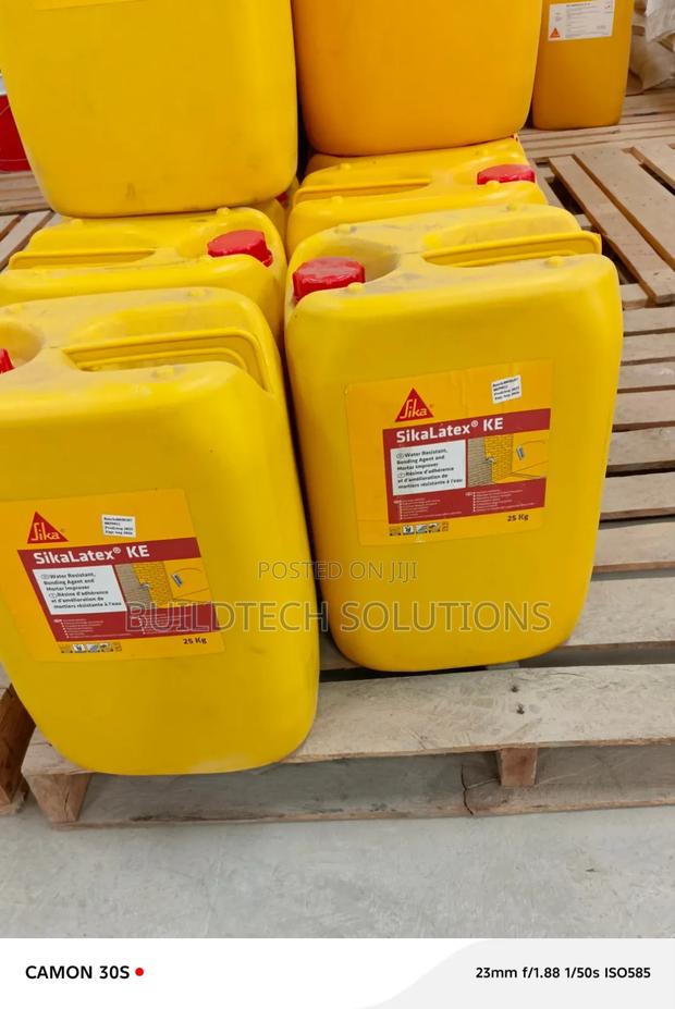 Sika Latex/ Bonding Agent for Old and New Concrete