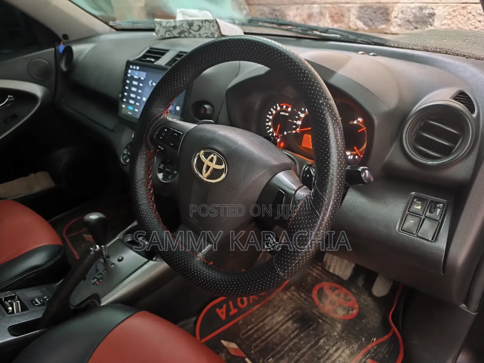 Toyota Vanguard 2013 Black