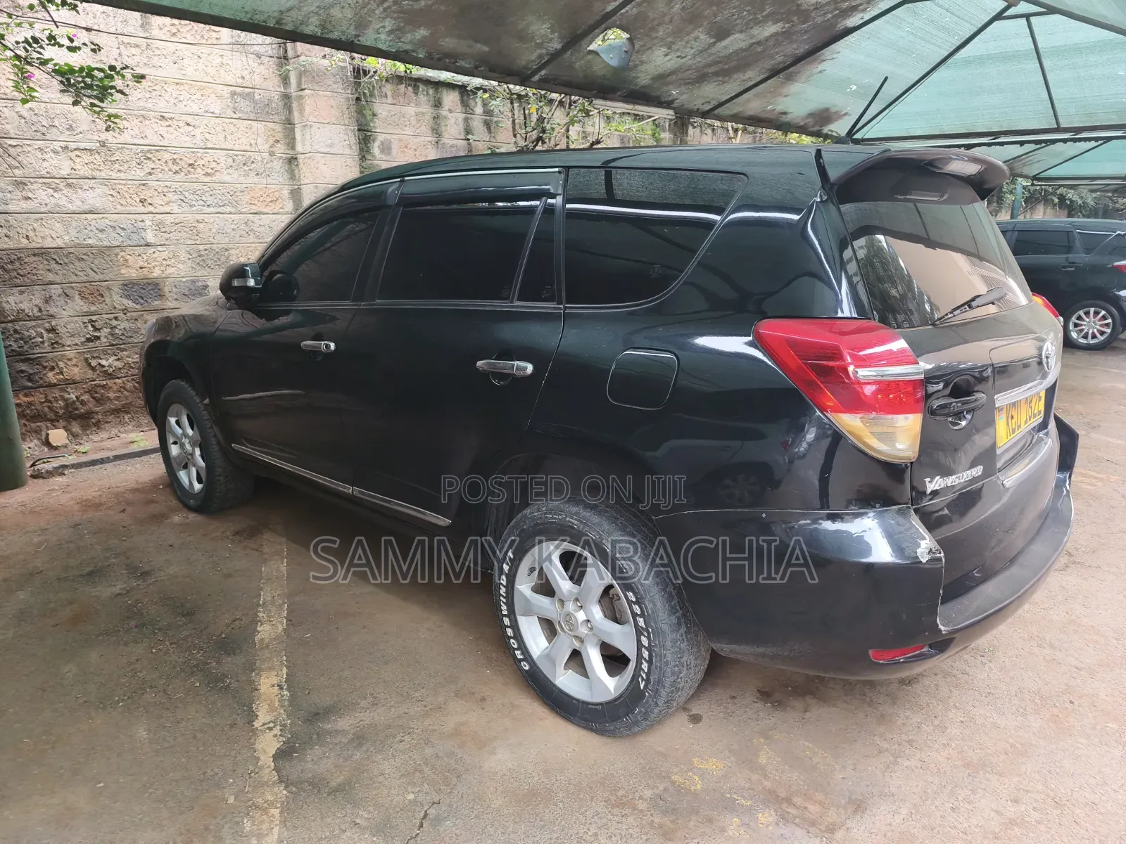 Toyota Vanguard 2013 Black