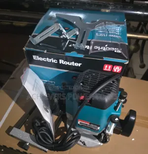 Makita Electric Router Machine