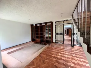 5bdrm House in Muthaiga for rent