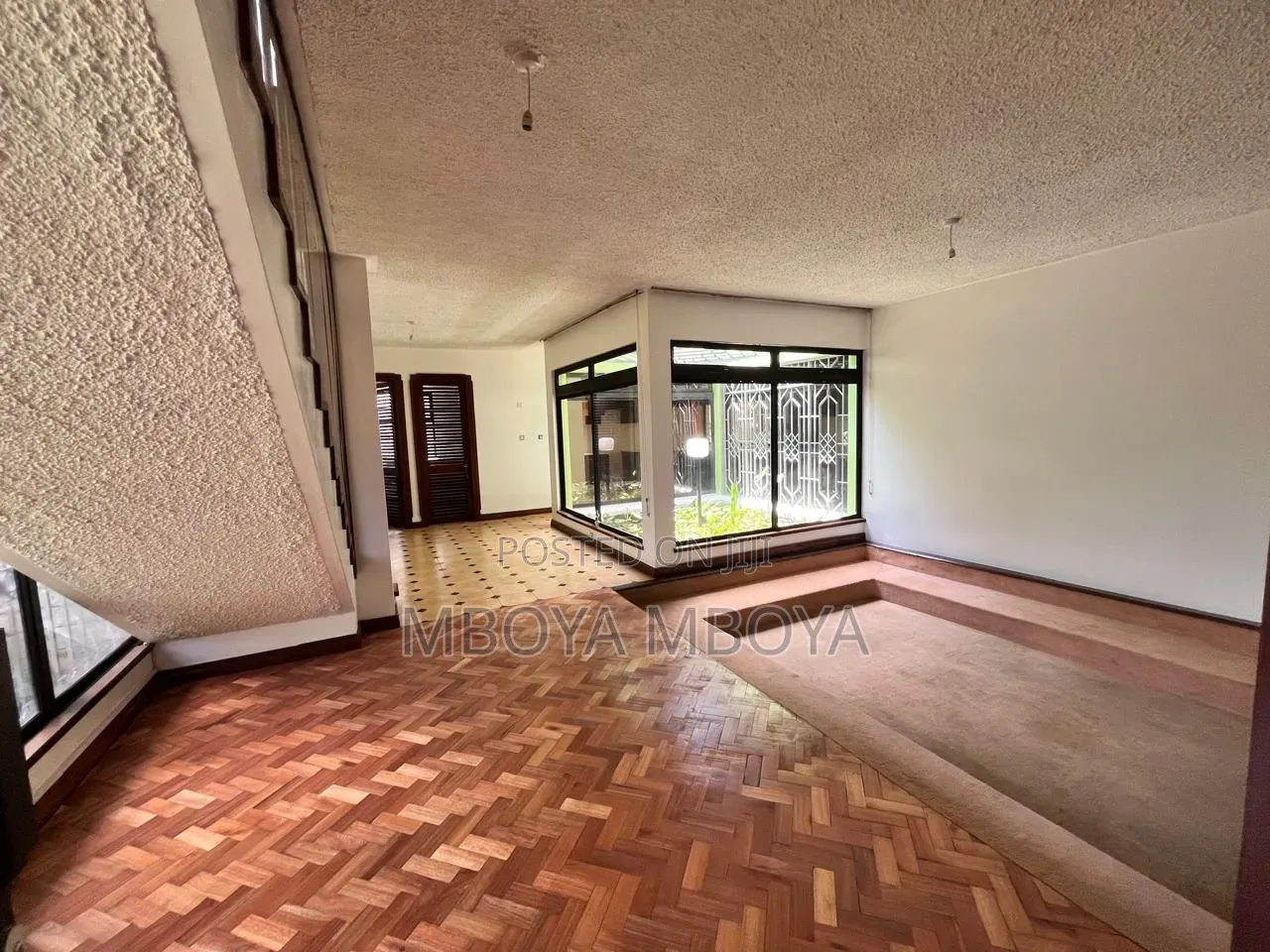5bdrm House in Muthaiga for rent