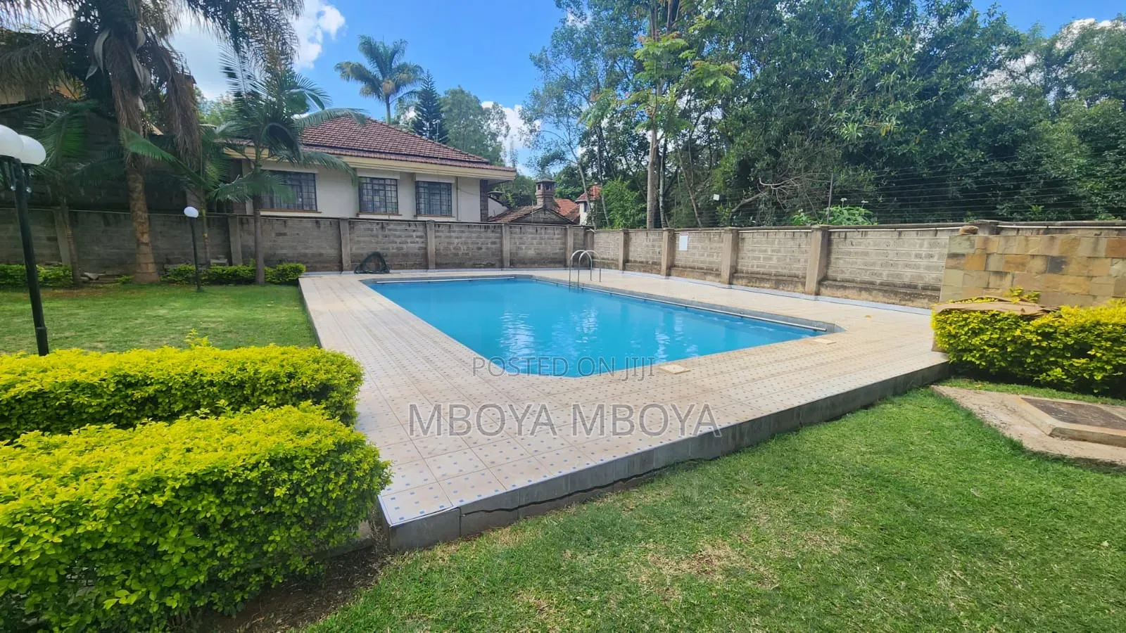 3bdrm Apartment in Brookside Drive, Lower Kabete for rent