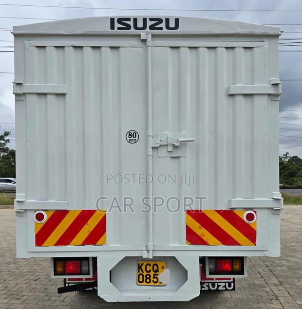 Isuzu NPR Local - thumbnail 2