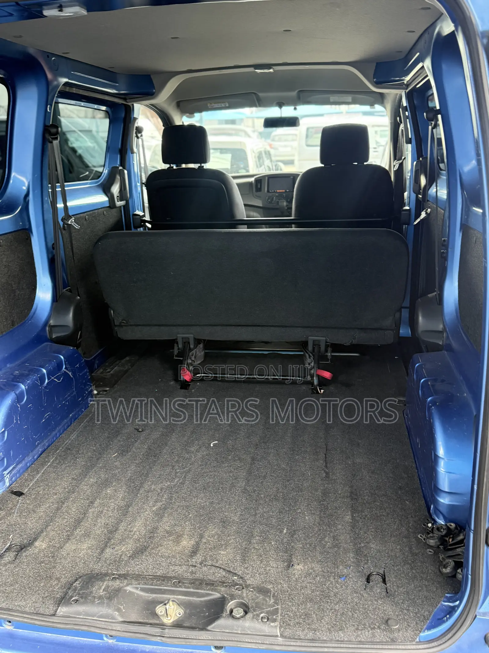 Nissan NV200 2019 Blue