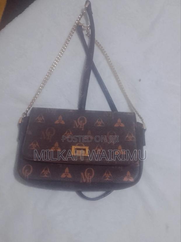 Stylish Brown Crossbody Handbag for Ladies