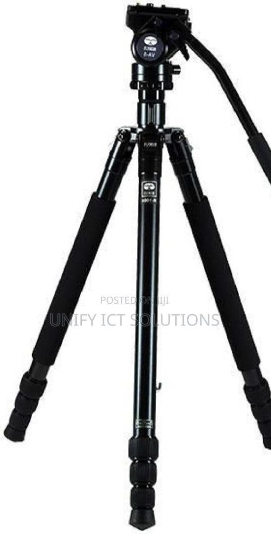 Sirui R2004 Tripod