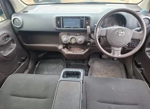Toyota Passo 2016 Purple