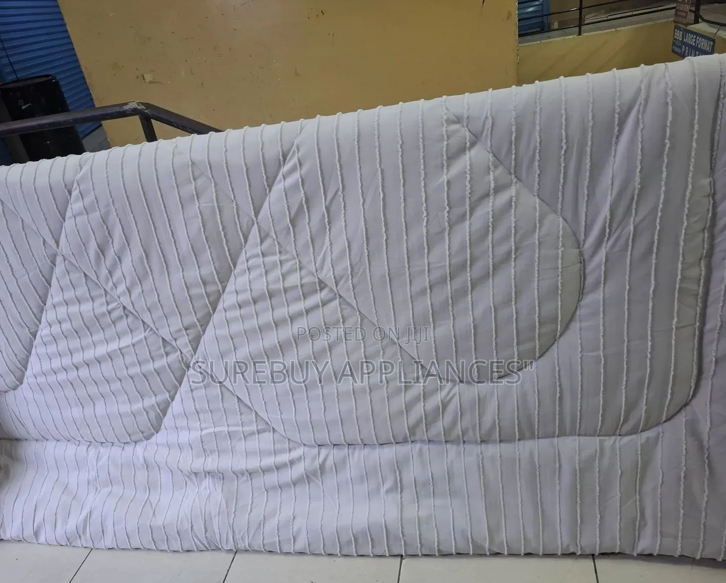 Luxury Tufted Duvet Set 6x7 With Bedsheet Pillowcases