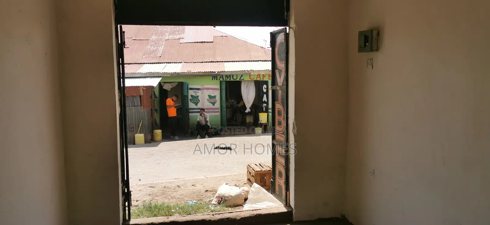 Shop to Let