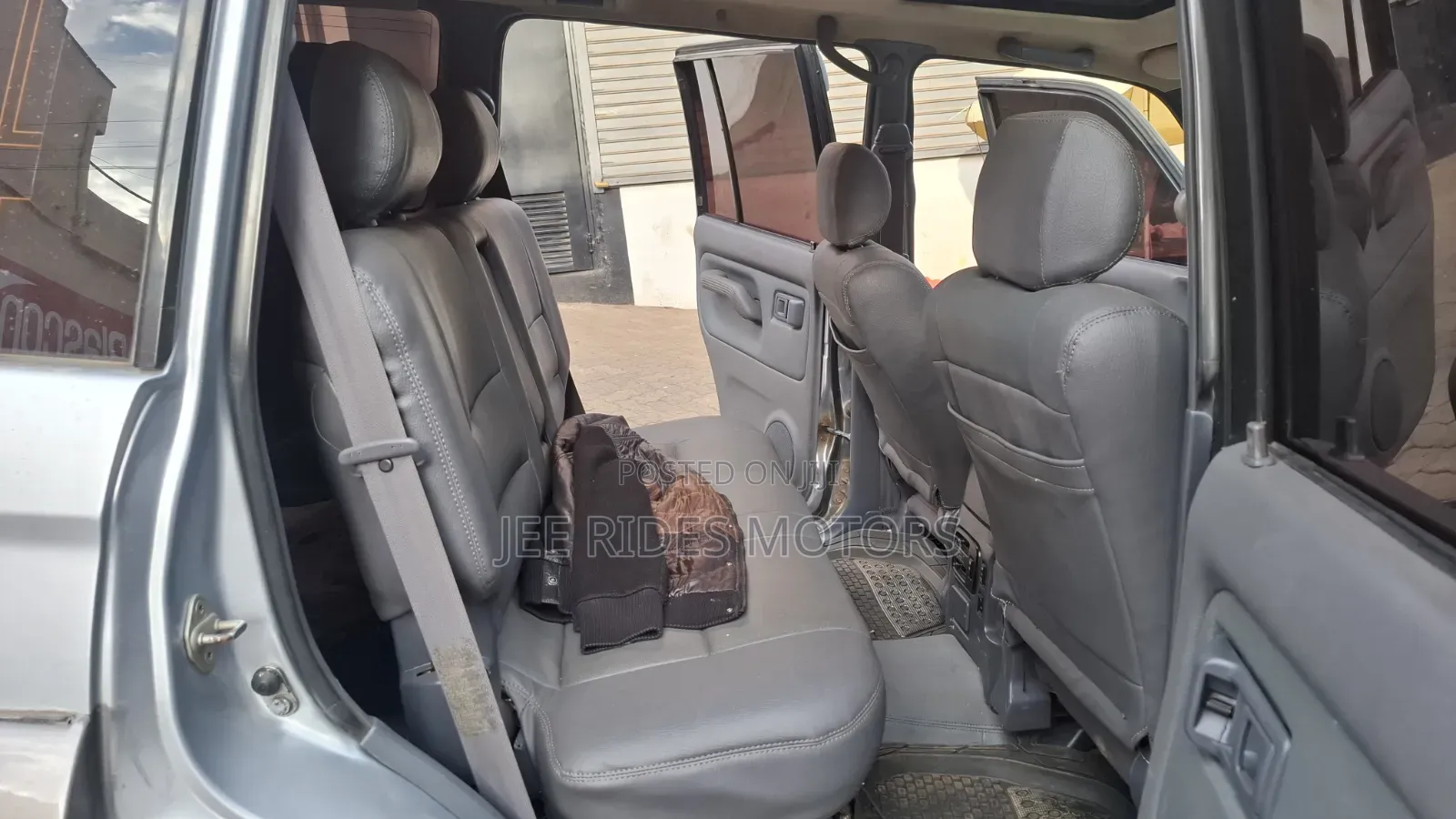 Toyota Land Cruiser Prado 2002 Silver