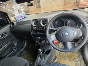 Nissan Note 2012 Silver