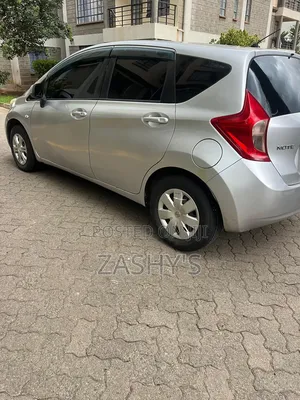 Nissan Note 2012 Silver