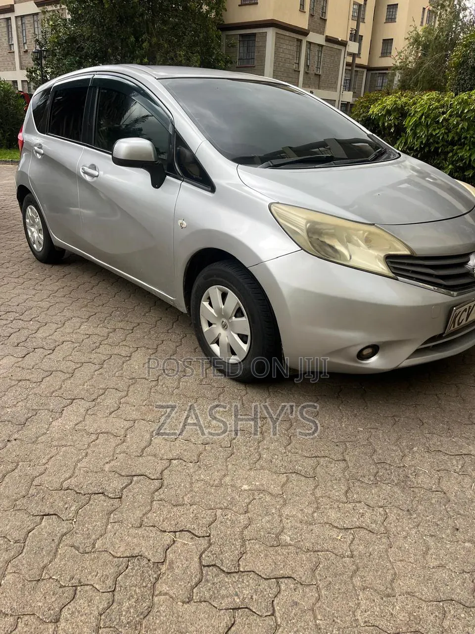 Nissan Note 2012 Silver