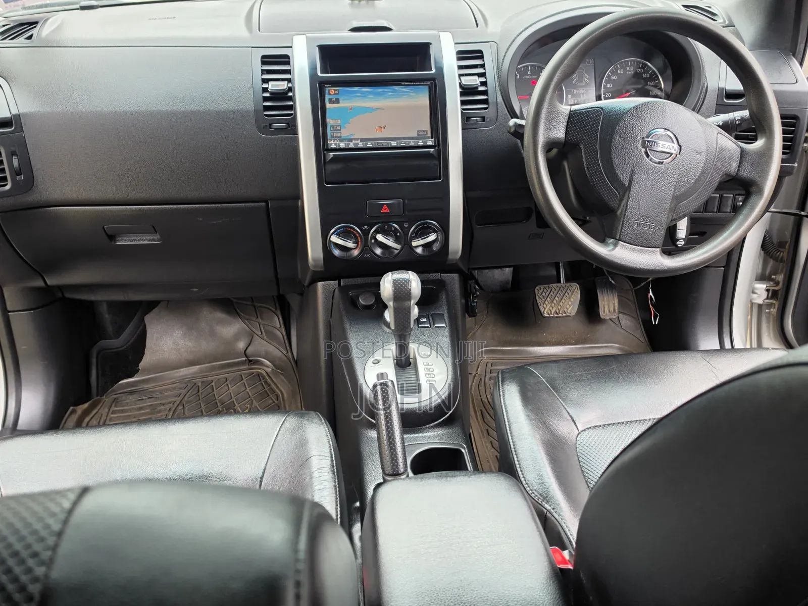 Nissan X-Trail 2012 Silver