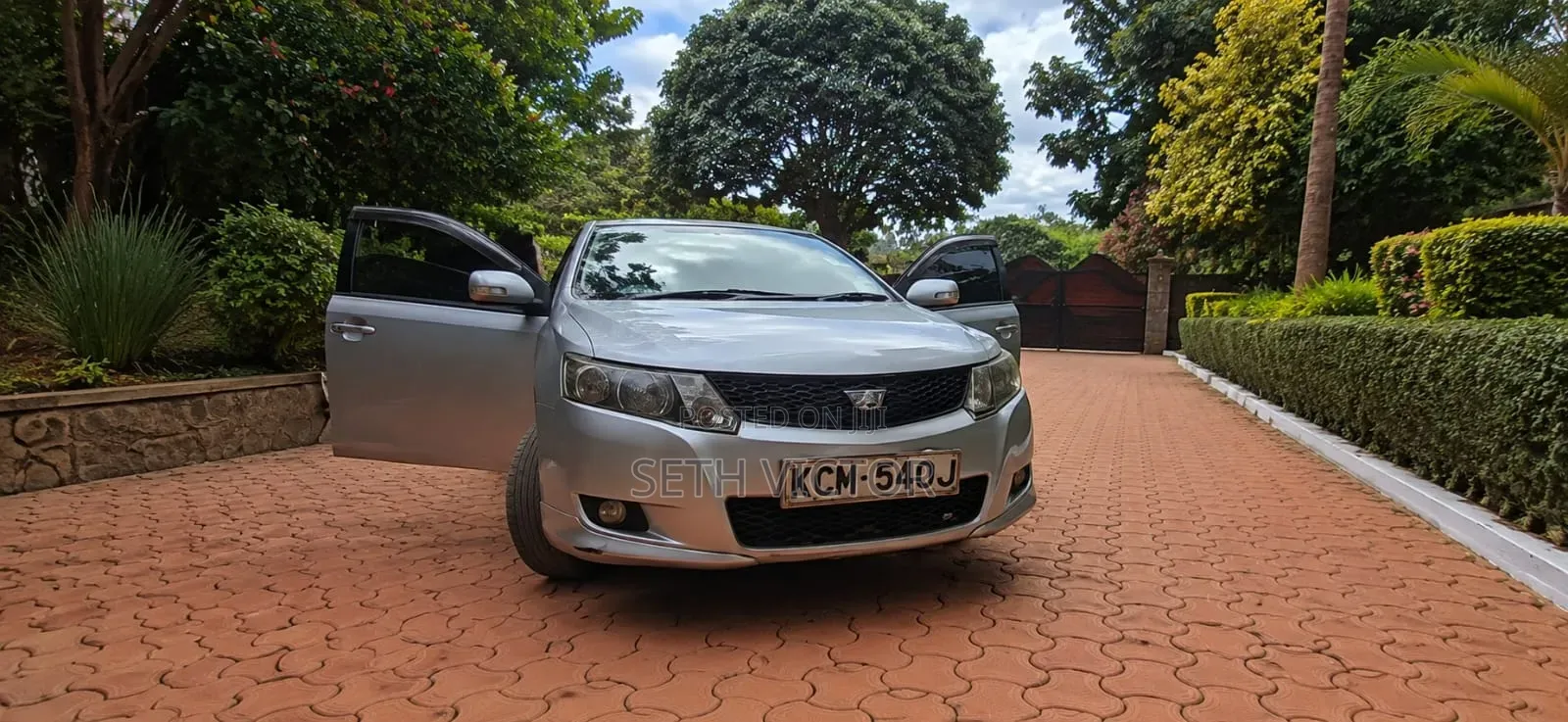 Toyota Allion 2011 Gray