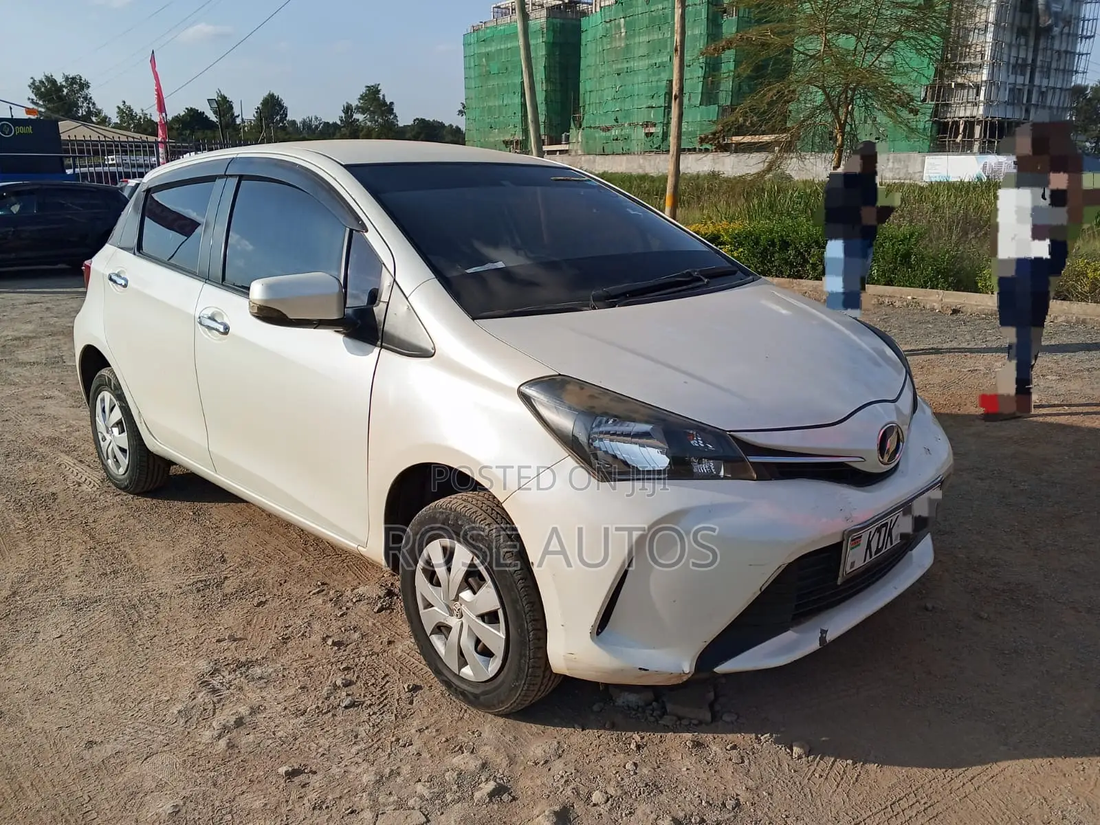 Toyota Vitz 2015 White
