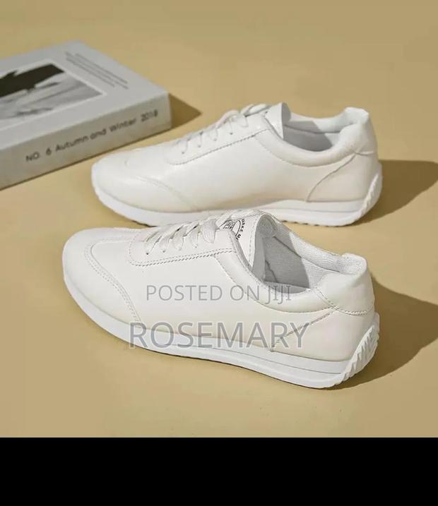 Quality Sports Sneakers - main view