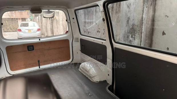 Mazda Bongo 2018 White - thumbnail 3