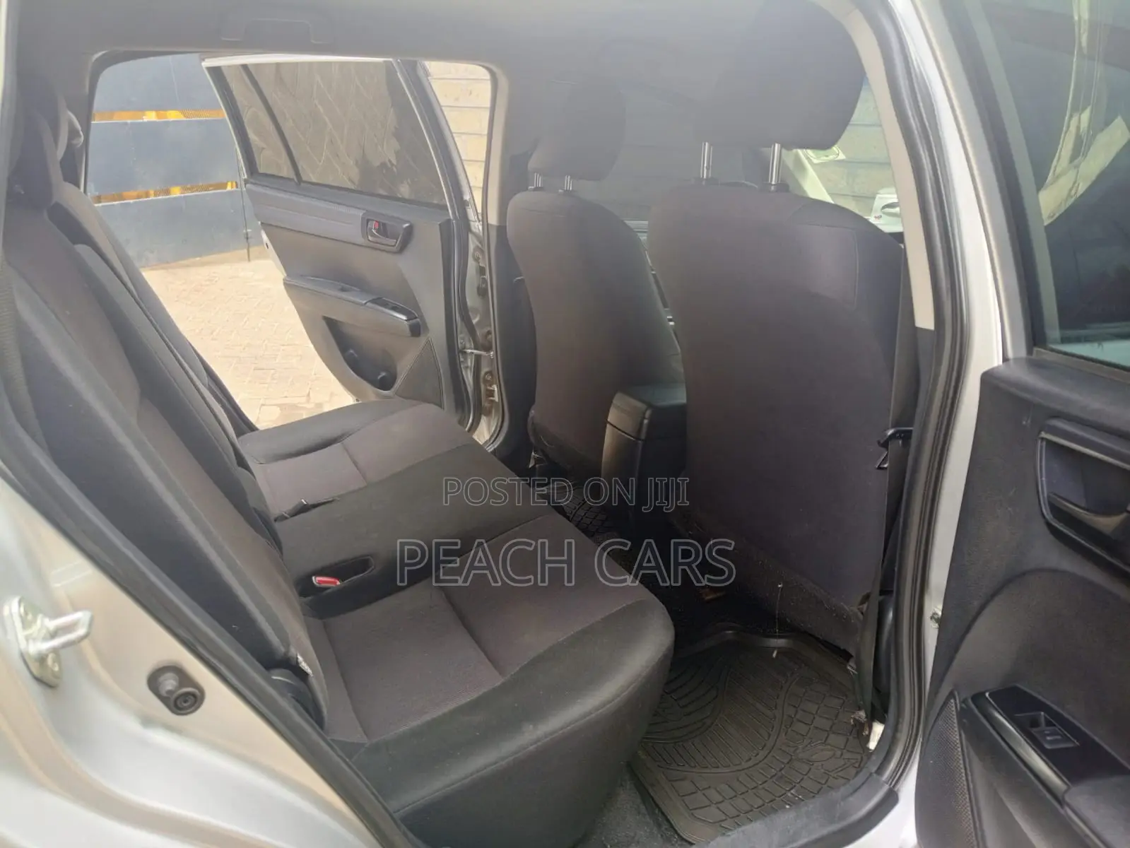 Toyota Corolla Fielder 2014 Silver