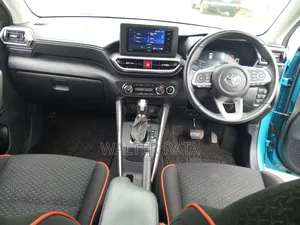 Toyota Raize 2020 Blue