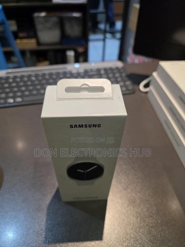 Ssamsung Galaxy Watch8 | 40mm | Silver - thumbnail 3