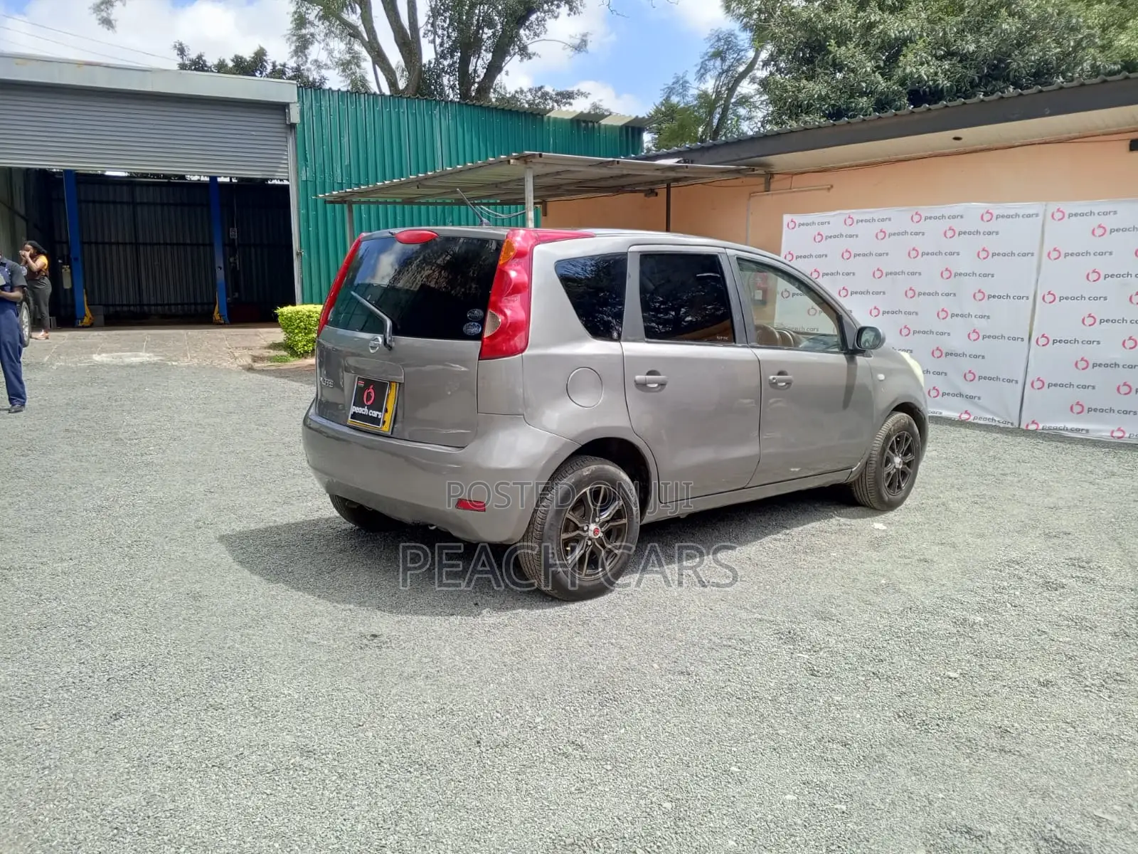 Nissan Note 2010 Gray