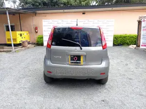 Nissan Note 2010 Gray