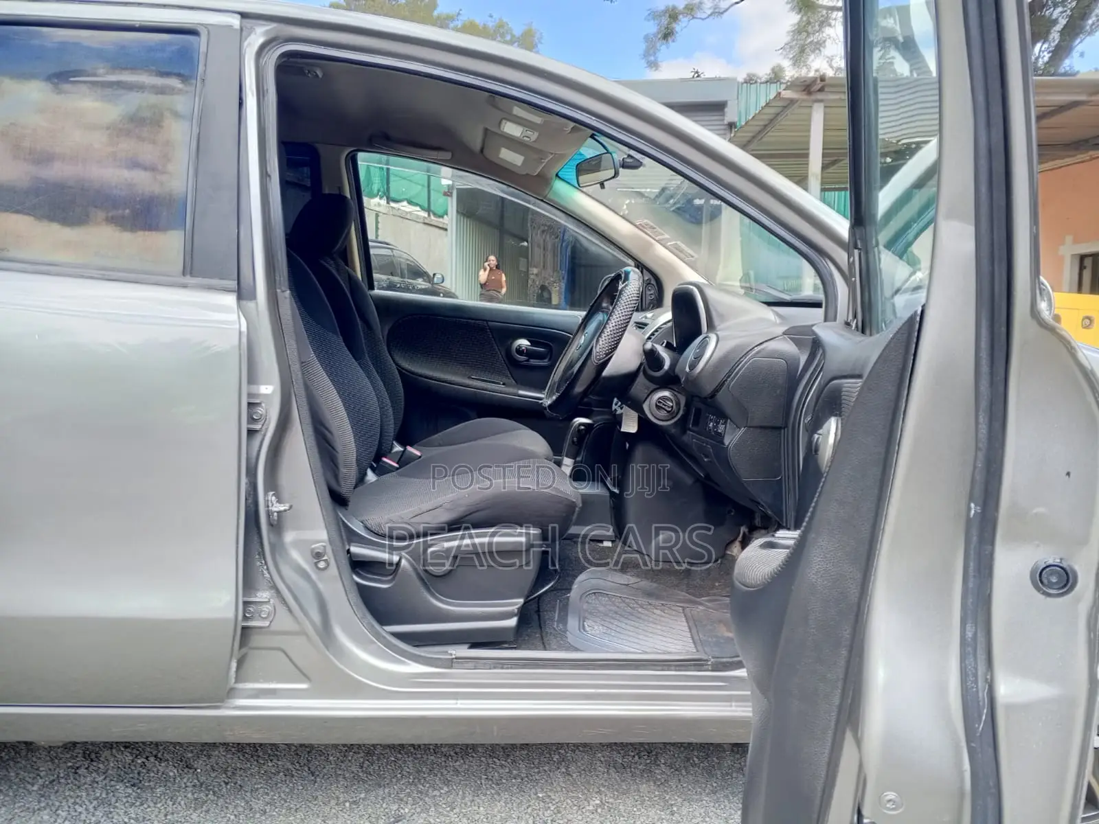 Nissan Note 2010 Gray