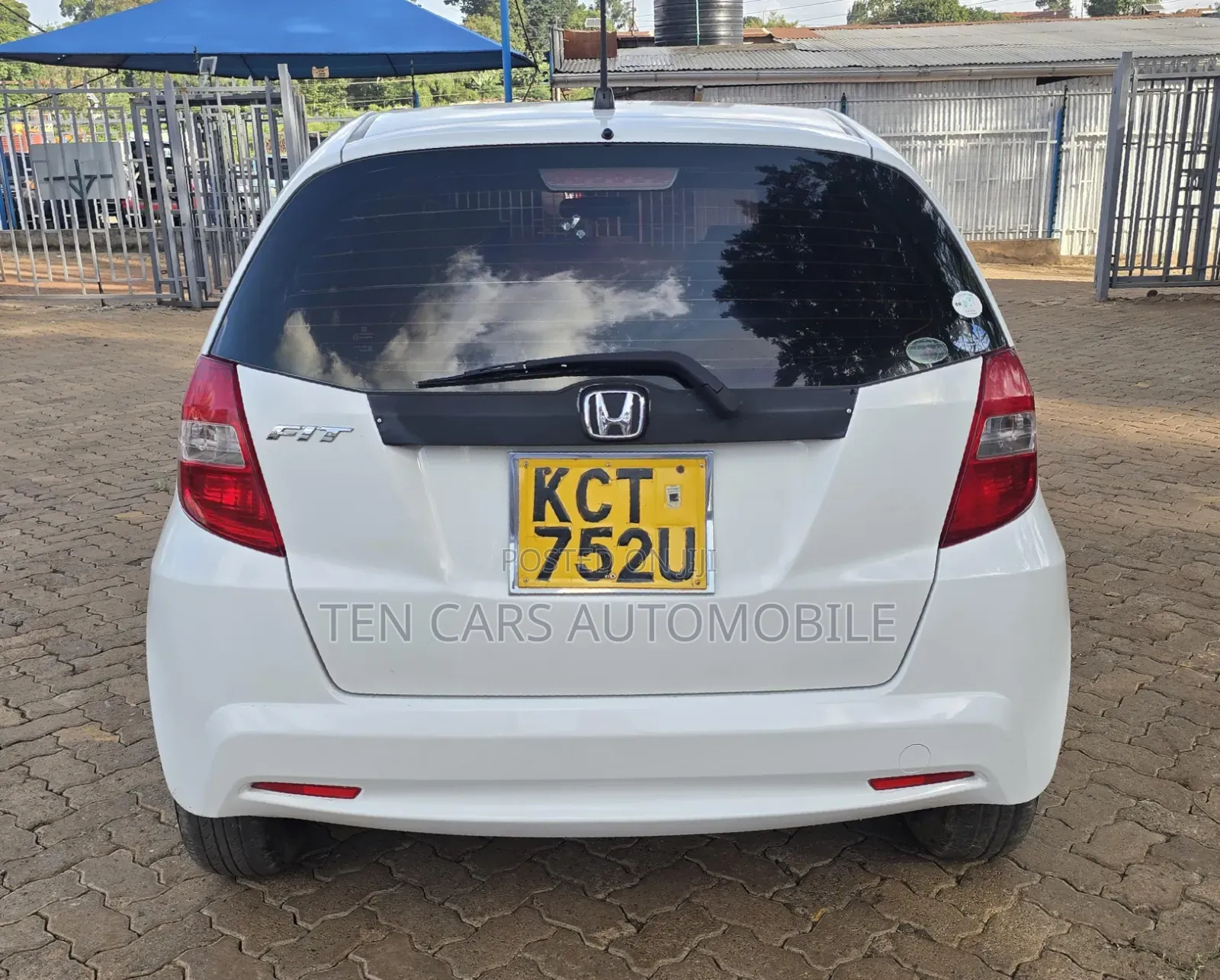 Honda Fit 2011 White