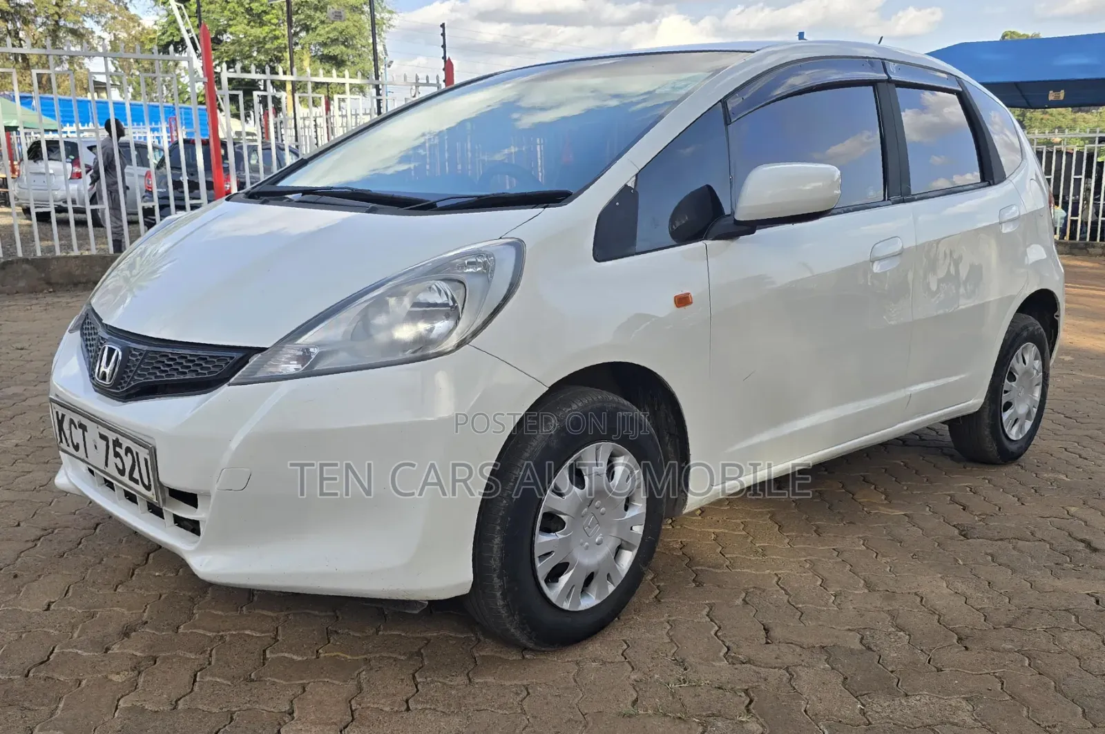 Honda Fit 2011 White