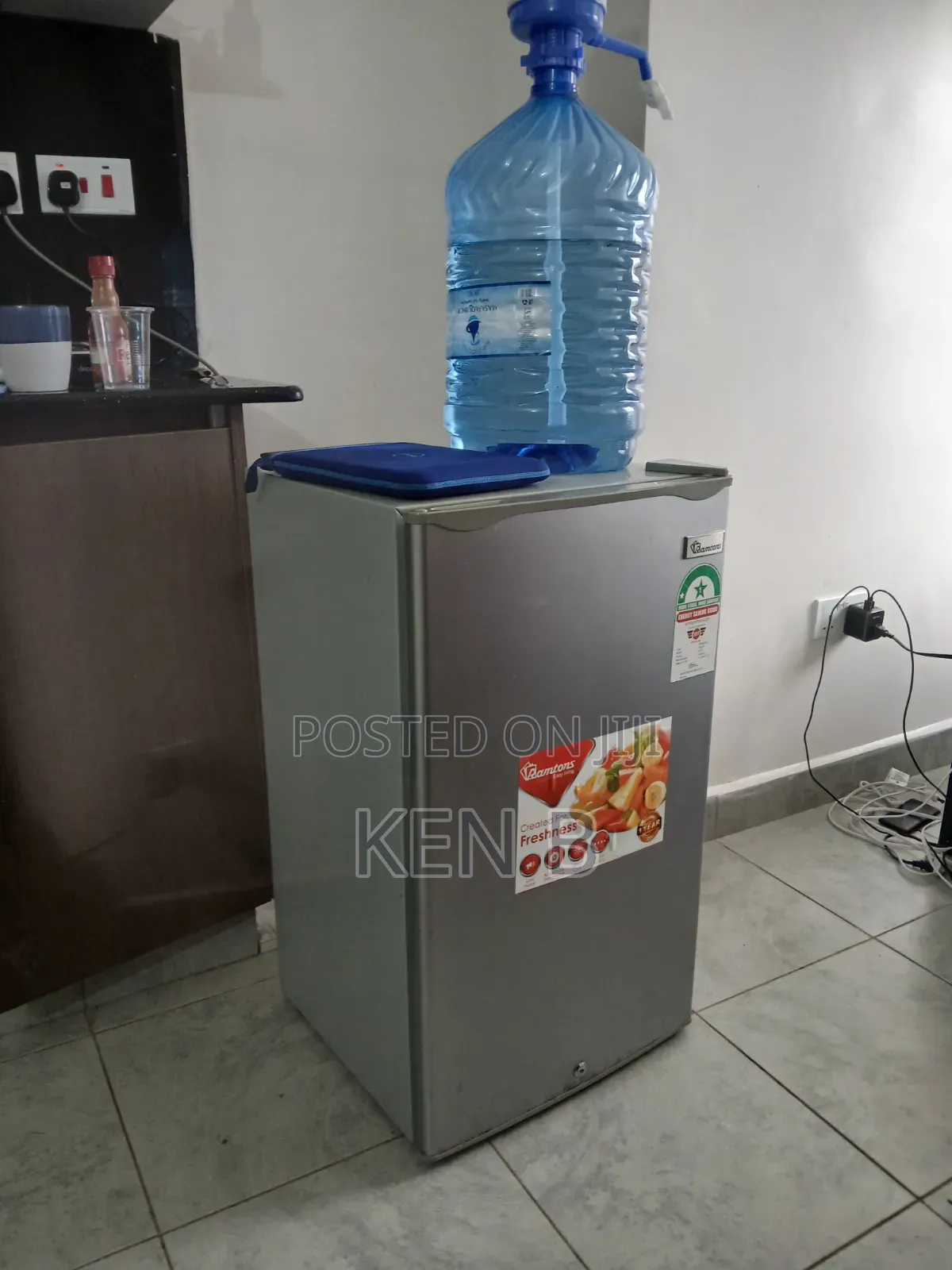 Mini Refridgerator With Freezer on Top