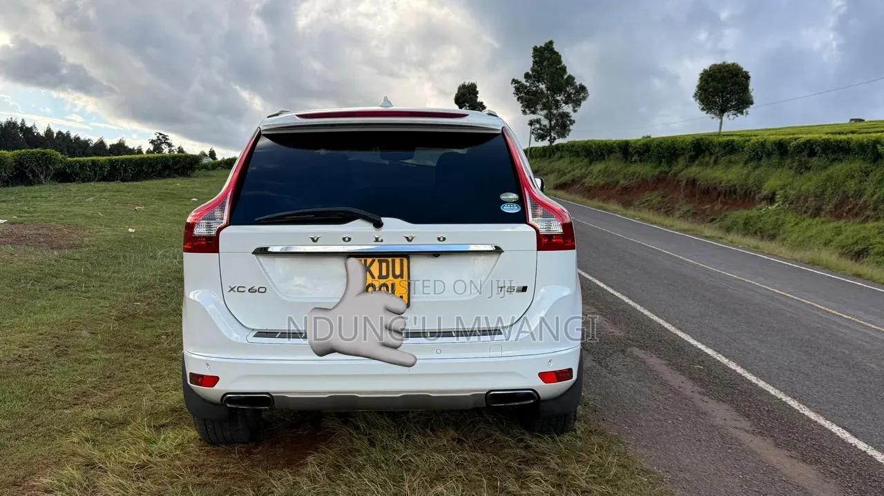 Volvo XC60 2017 White